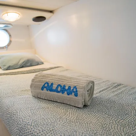 Botel Boat Aloha